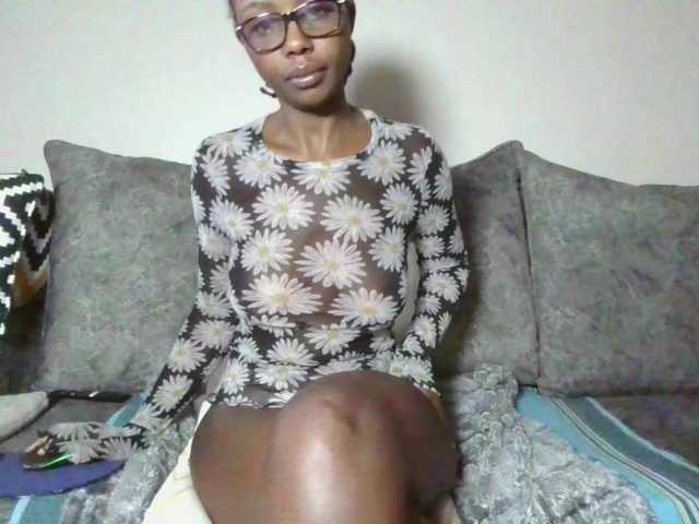 Goldiecandy live cam on BongaCams