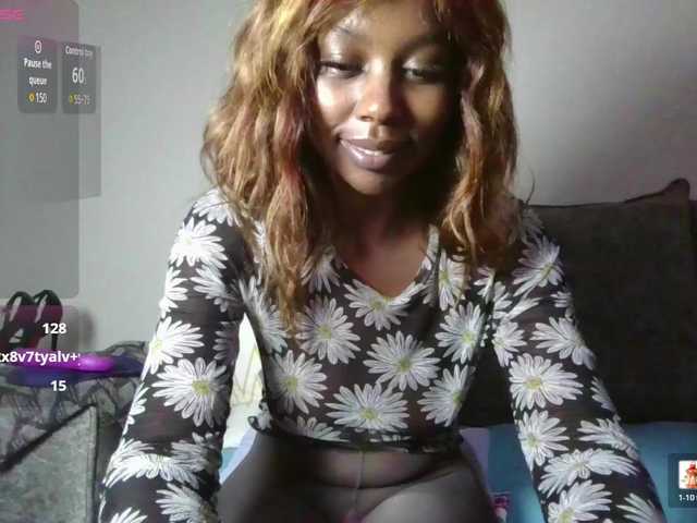 Goldiecandy live webcam show