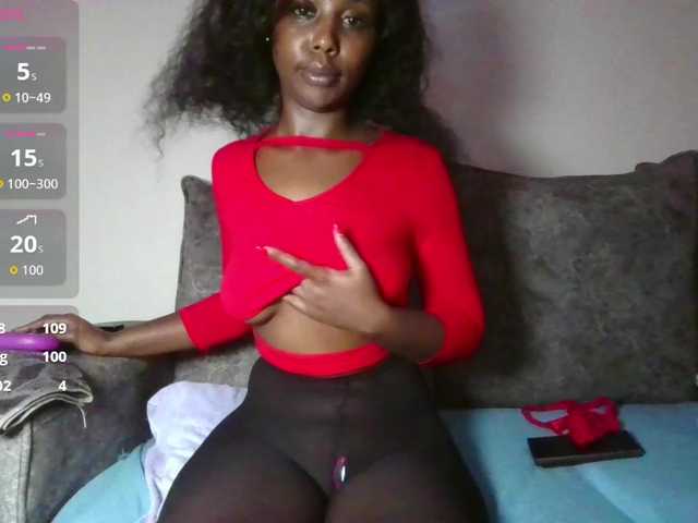 Goldiecandy live cam on BongaCams