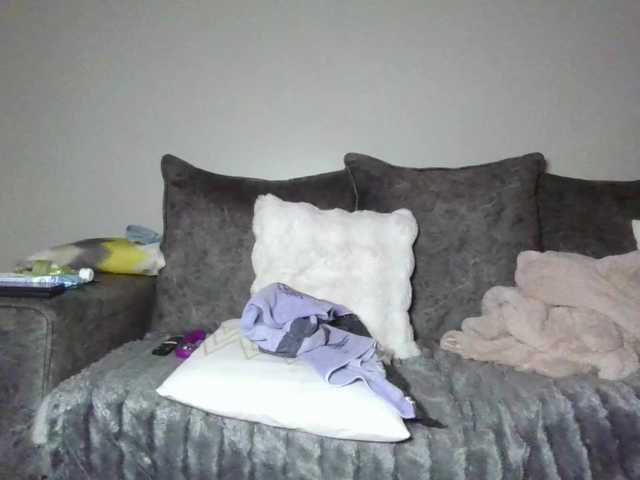Goldiecandy live cam on BongaCams