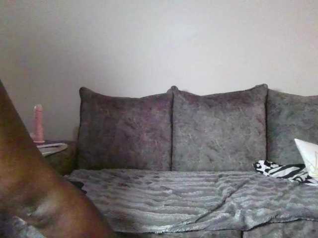 Goldiecandy's BongaCams show and profile