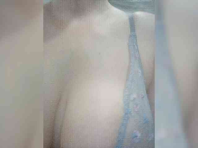 Maybe67890 webcam