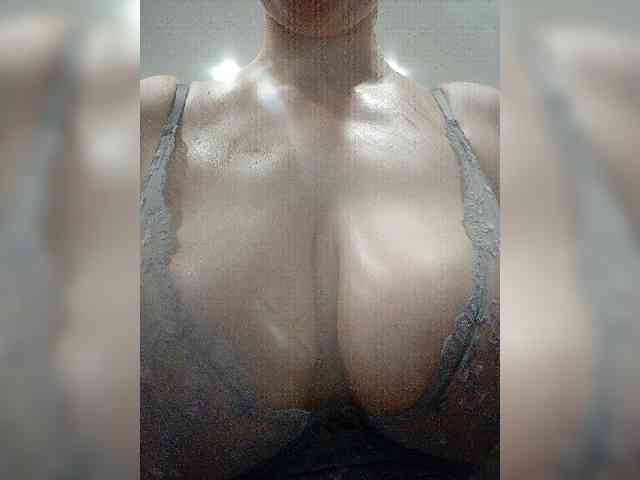 Maybe67890 webcam