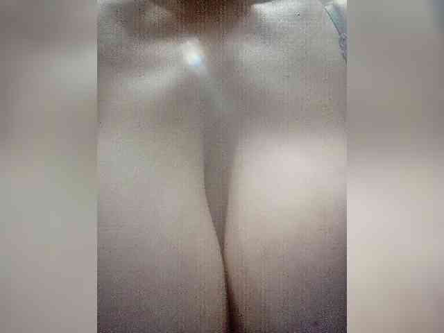 Maybe67890 webcam