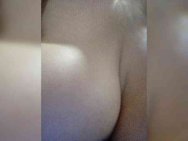 Maybe67890 webcam