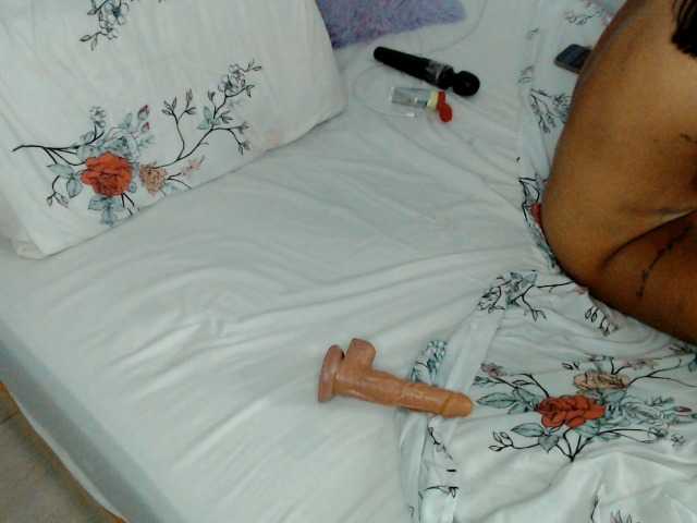 paulett2026 live cam on BongaCams