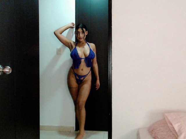 paulett2026 live cam on BongaCams