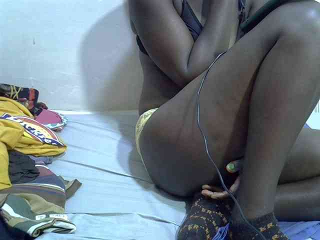 Prettyluv webcam