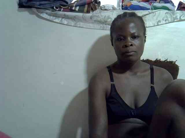 Prettyluv webcam