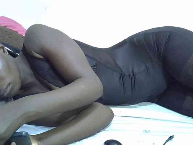 Prettyluv webcam
