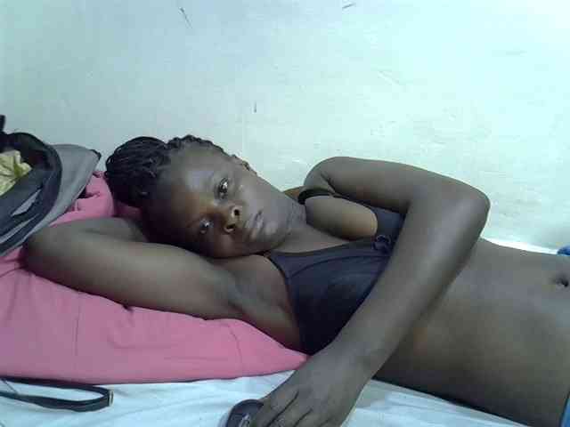 Prettyluv webcam