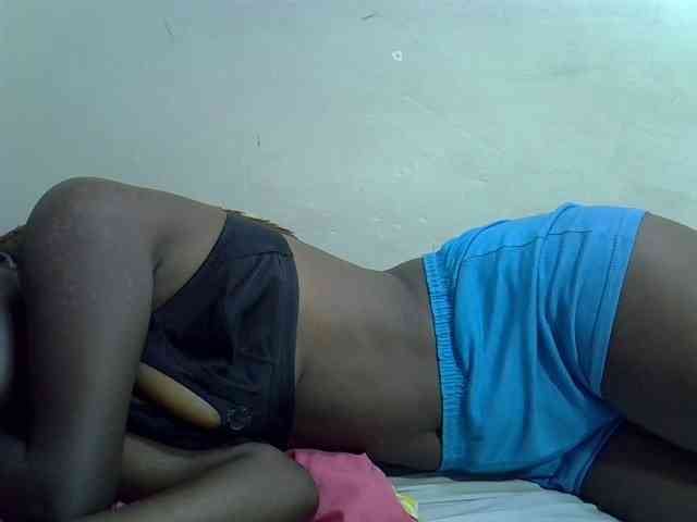 Prettyluv webcam