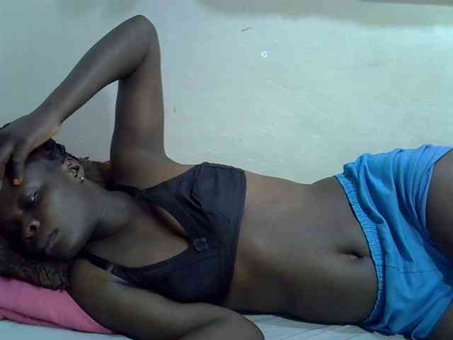 Prettyluv webcam