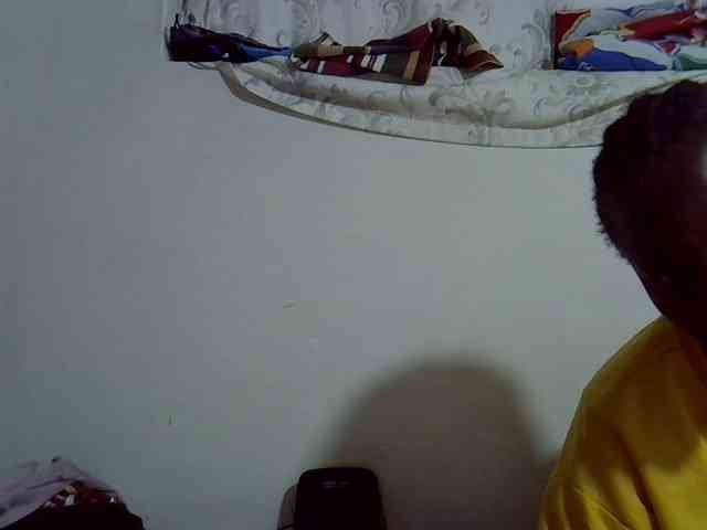 Prettyluv webcam