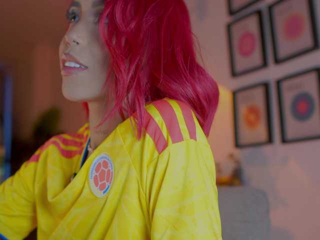 MelyTaylor live cam on BongaCams