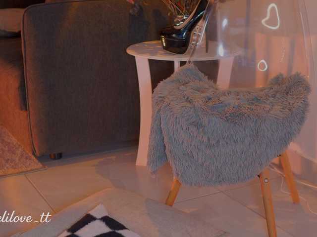 MelyTaylor live cam on BongaCams
