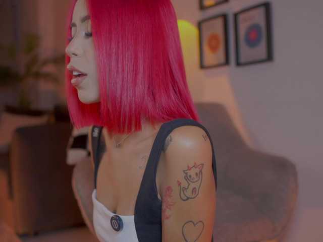 MelyTaylor live cam on BongaCams