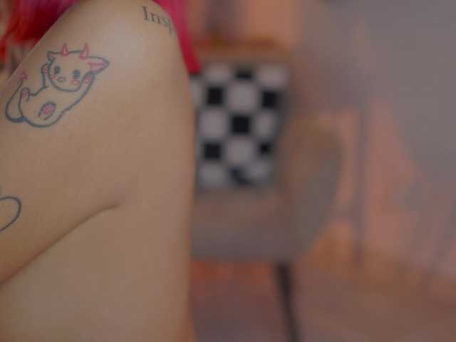 MelyTaylor live webcam show