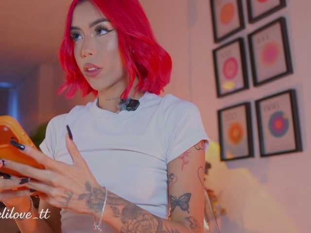 MelyTaylor live cam on BongaCams
