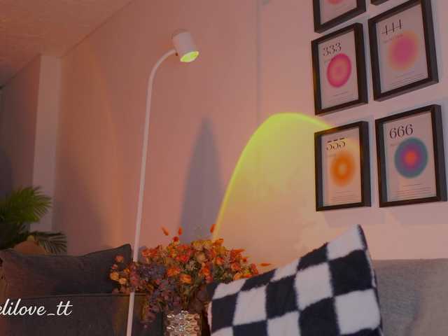 MelyTaylor live cam on BongaCams