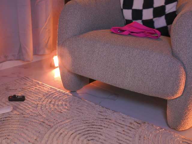 Live трансляция MelyTaylor - slutnetki.online