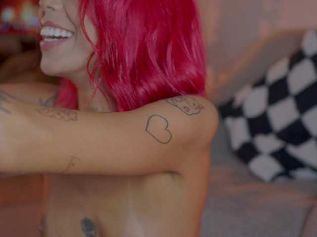 MelyTaylor live cam on BongaCams