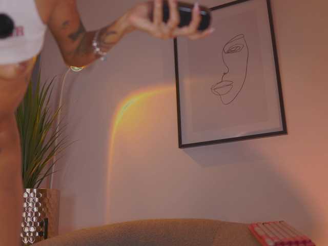 MelyTaylor live cam on BongaCams