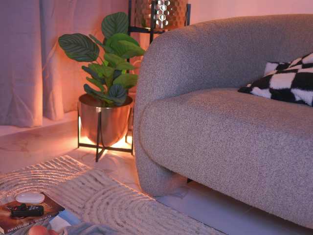 MelyTaylor live cam