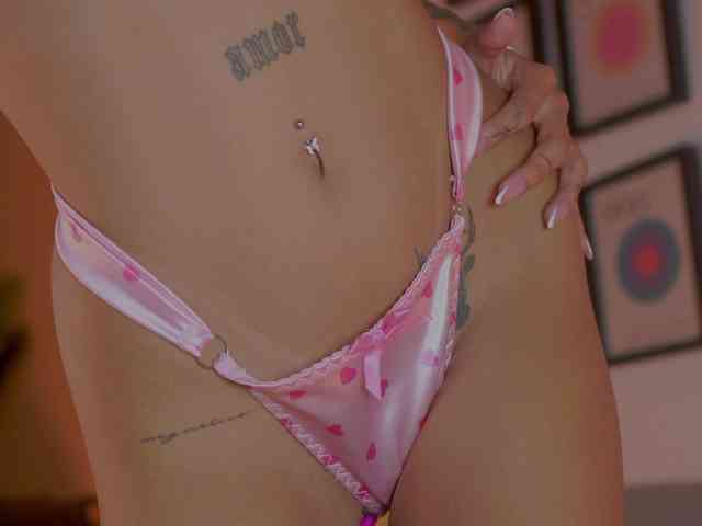 MelyTaylor Live Webcam on BongaCams