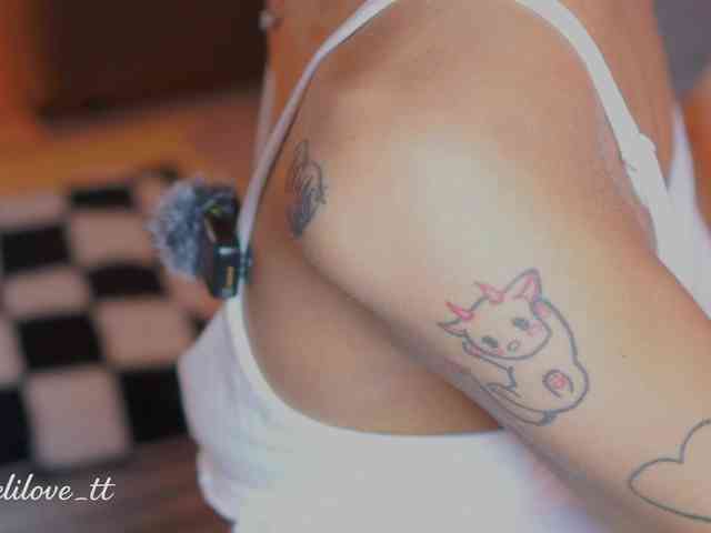 Melytaylor webcam