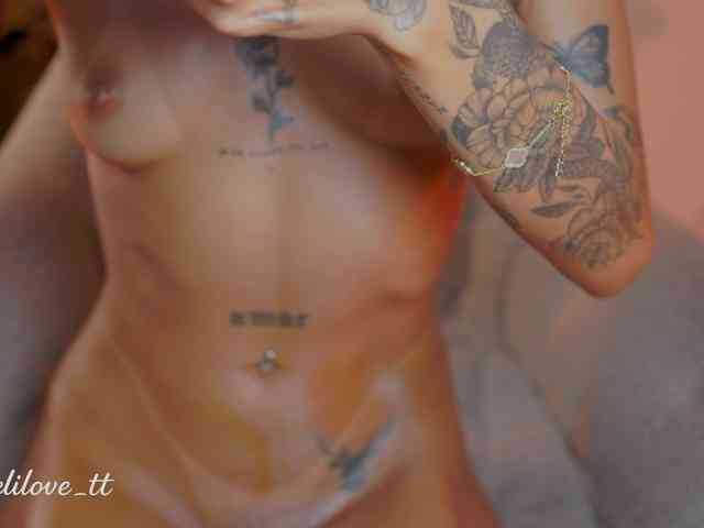 Melytaylor webcam