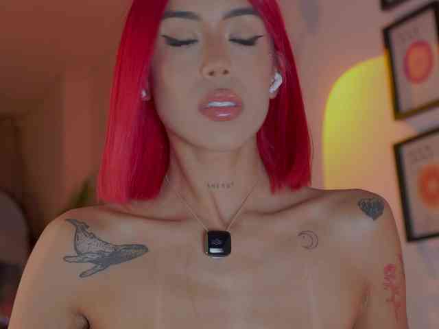Model: MelyTaylor