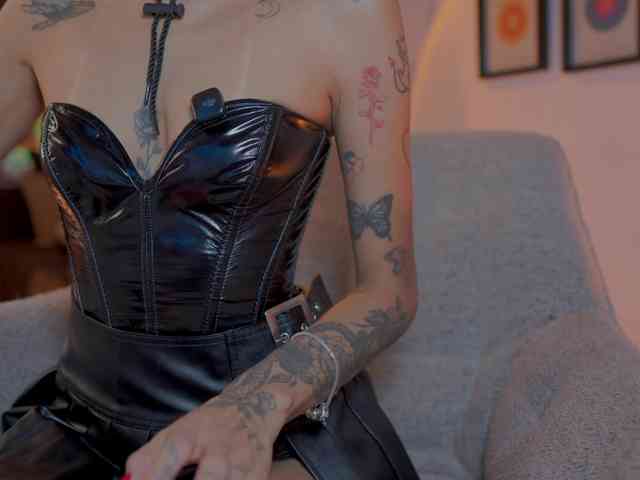 Melytaylor webcam
