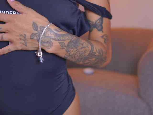 MelyTaylor webcam