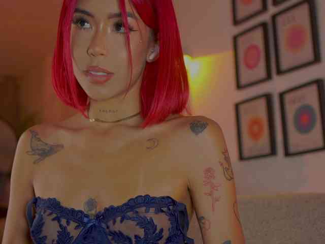 Model: MelyTaylor