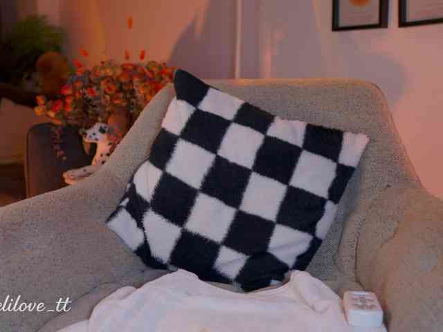 MelyTaylor Live Webcam on BongaCams