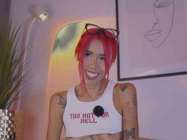 Model: MelyTaylor