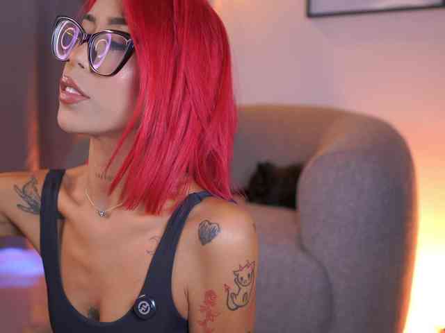 MelyTaylor MelyTaylor