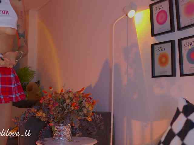 Melytaylor webcam