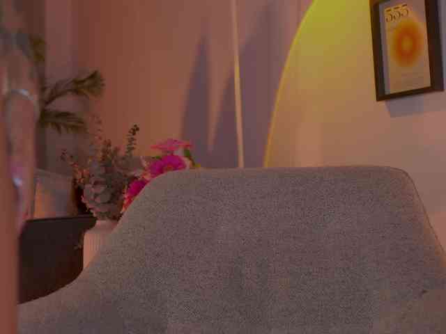 Melytaylor webcam