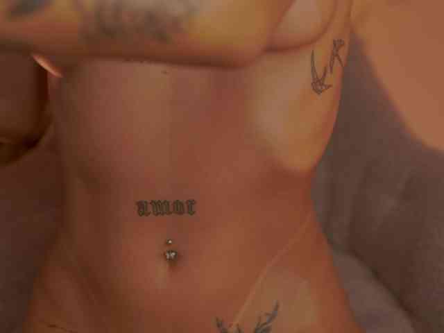 MelyTaylor webcam