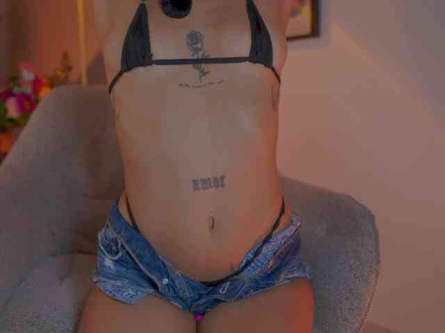 Melytaylor webcam