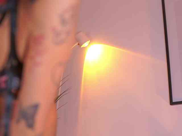 Melytaylor webcam