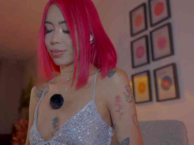 Model: MelyTaylor