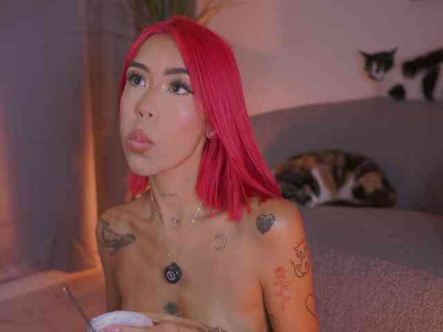 Model: MelyTaylor