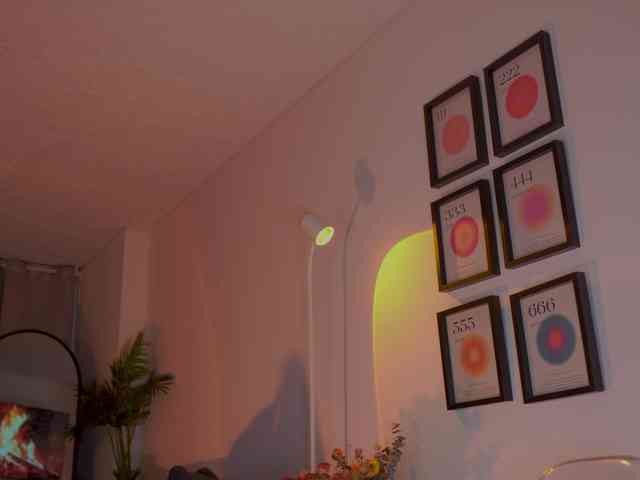 Melytaylor webcam