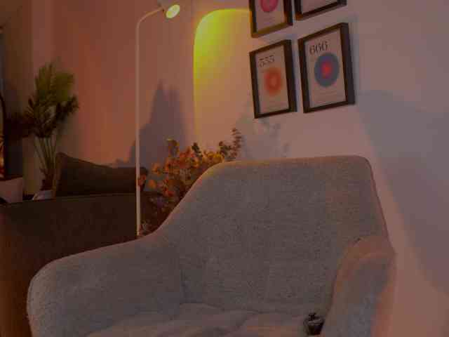 Melytaylor webcam