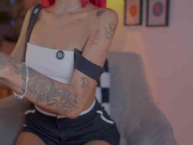 MelyTaylor MelyTaylor