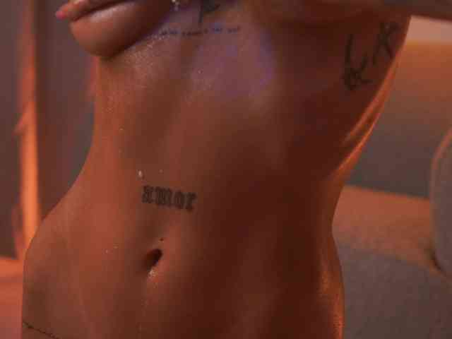 MelyTaylor webcam