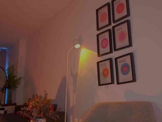 Melytaylor webcam